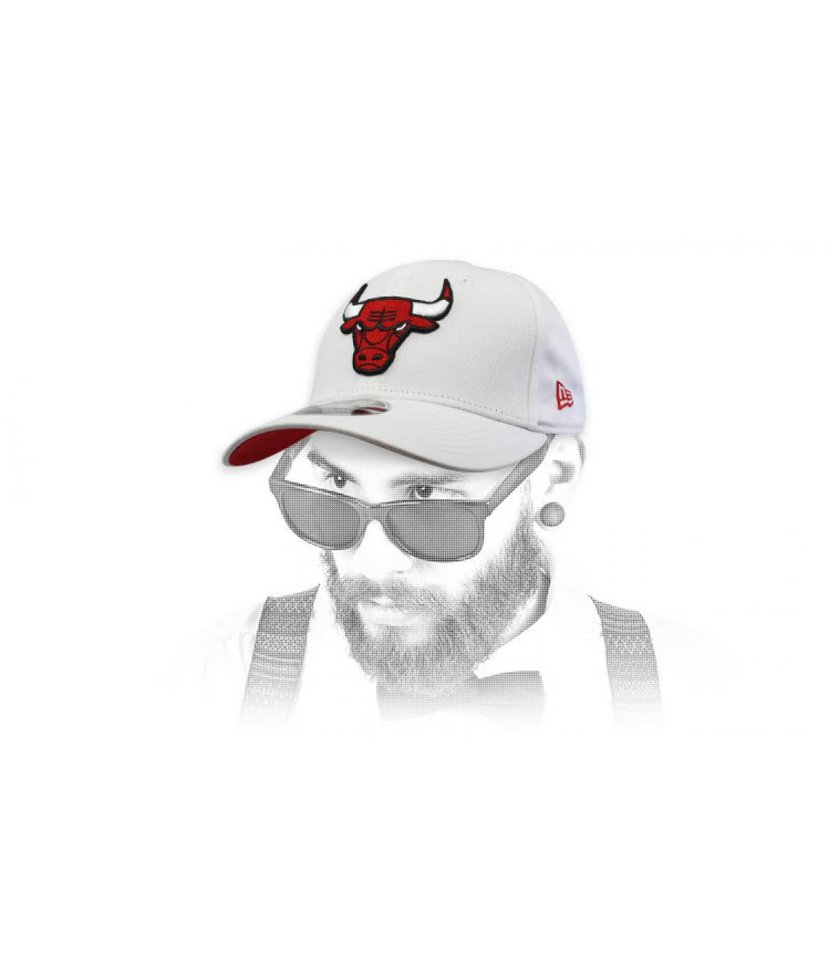 white Bulls cap Stretch Snap 9Fifty Bulls